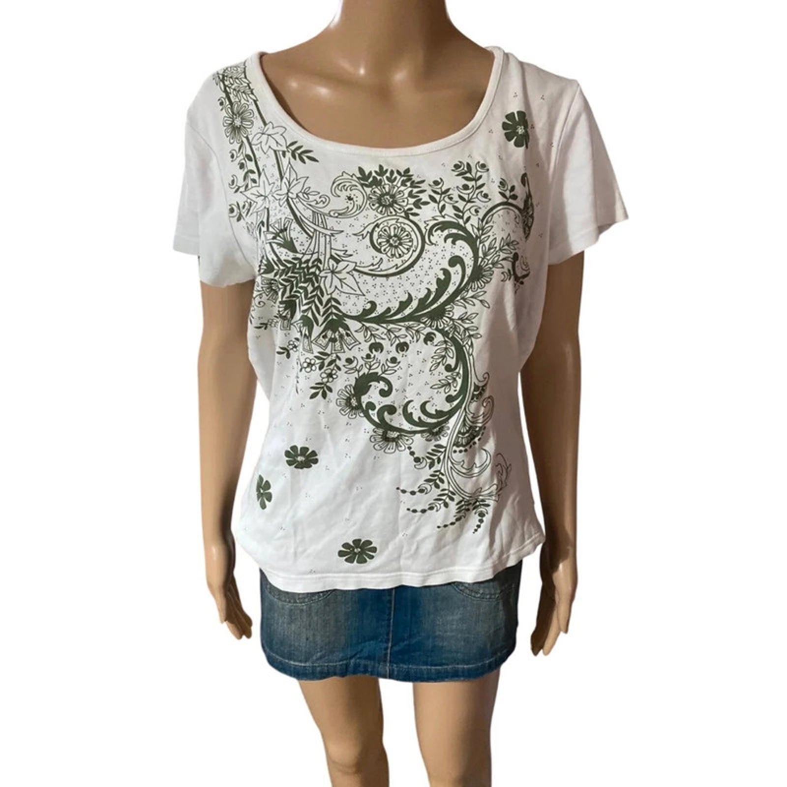 size 16 floral green and white top vintage 2000s pattern
