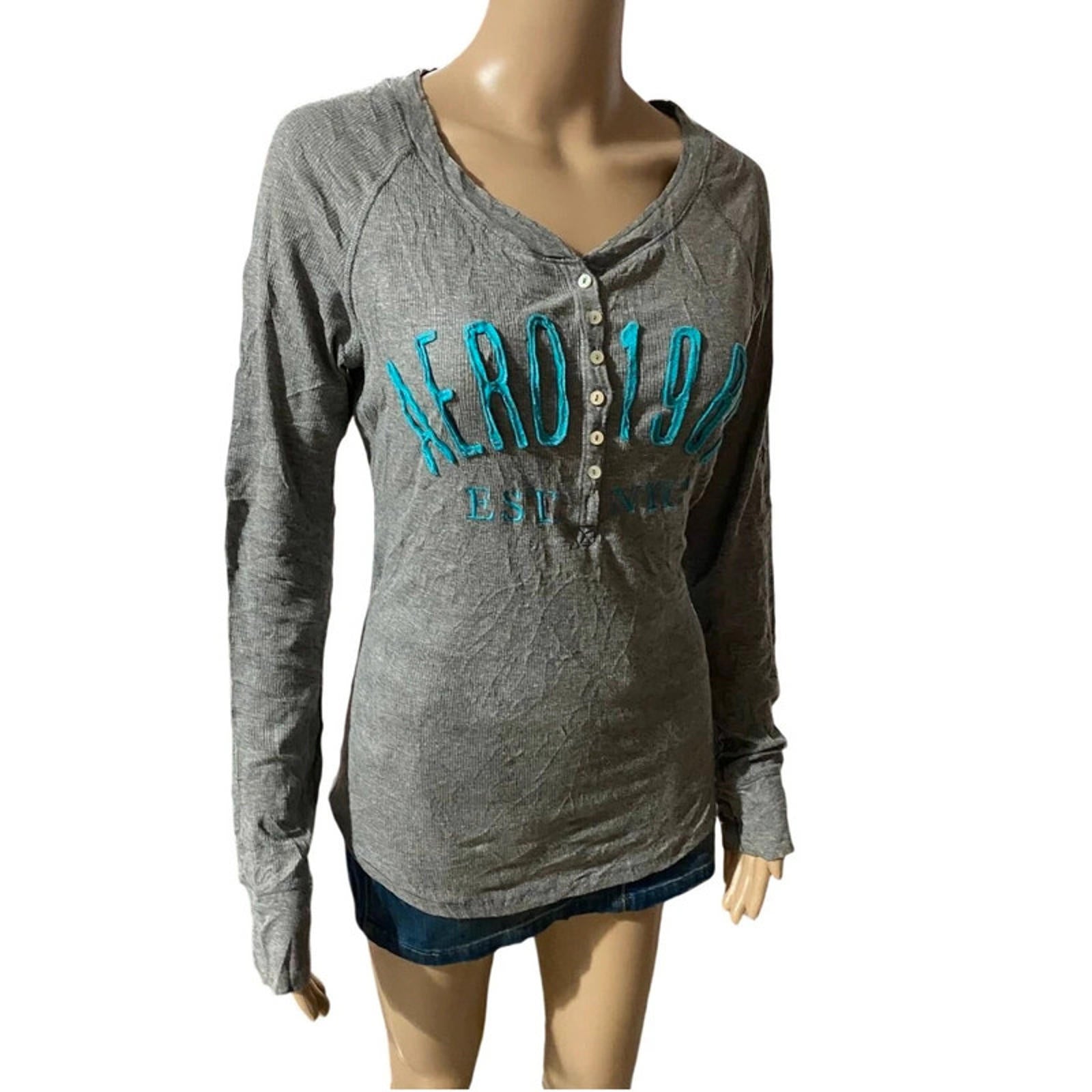 size large aeropostale grey and blue long sleeve top henley vintage rare 2000s y2k mcbling