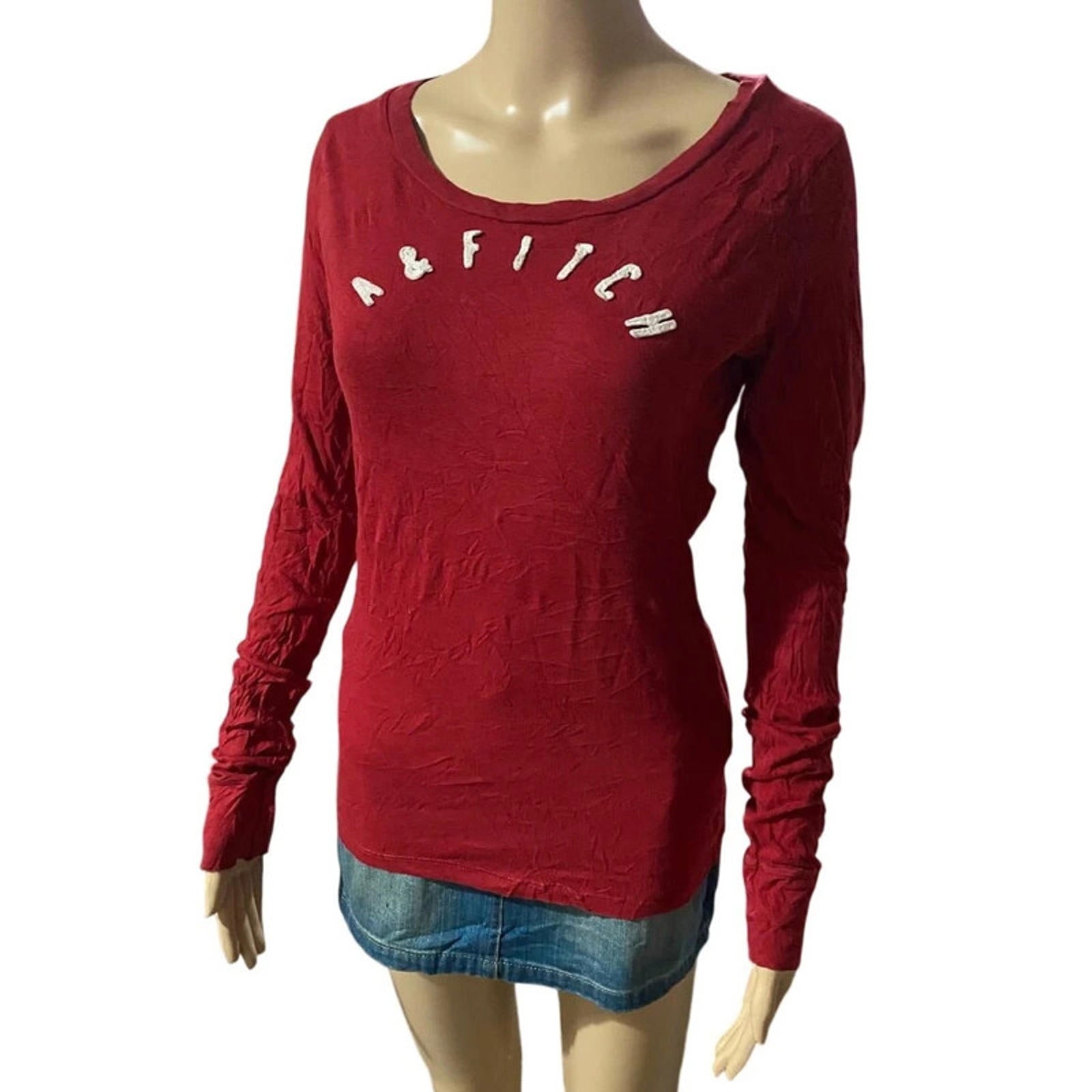 size medium abercrombie and fitch red long sleeve vintage top y2k 2000s christmas