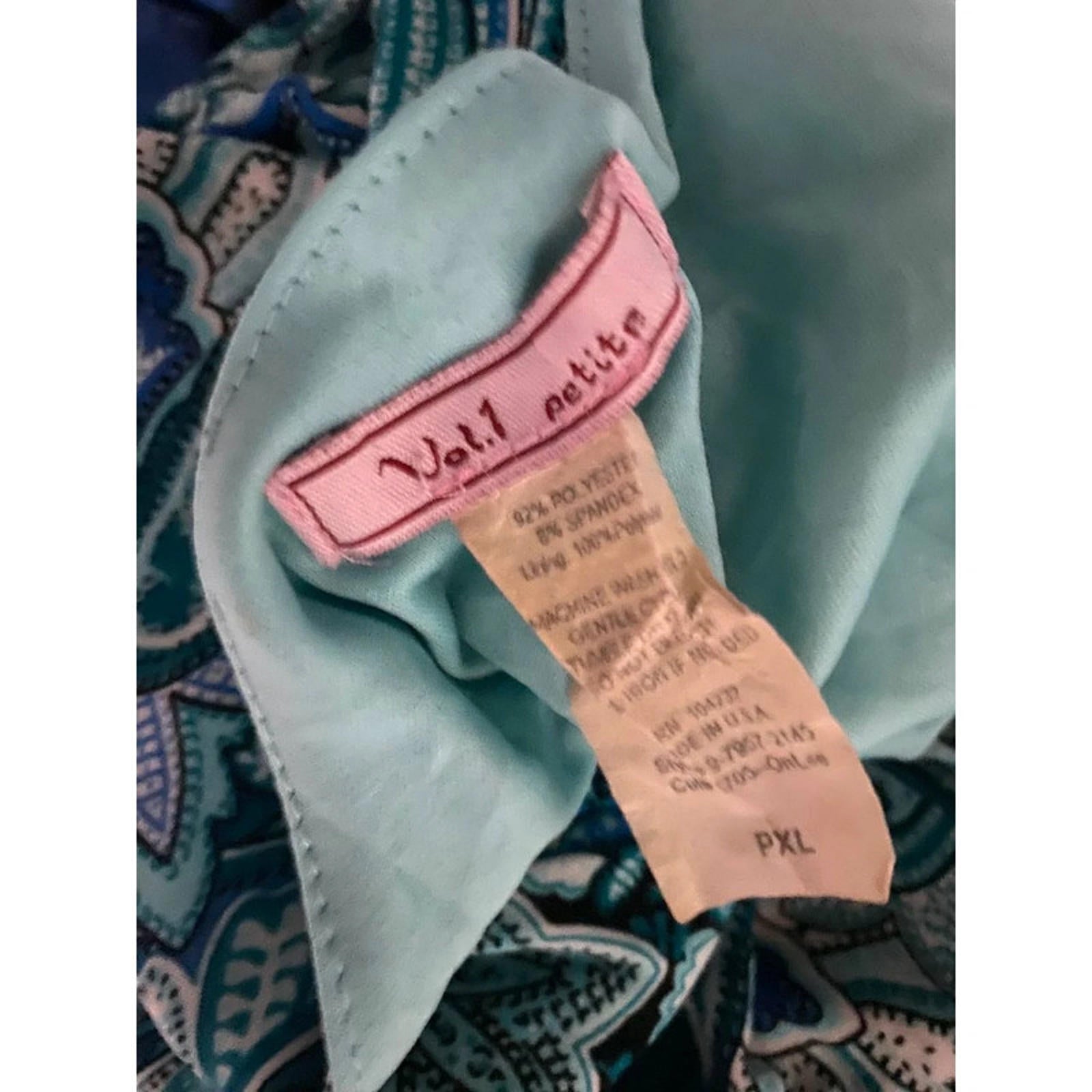 size XL blue vneck top vintage 2000s y2k