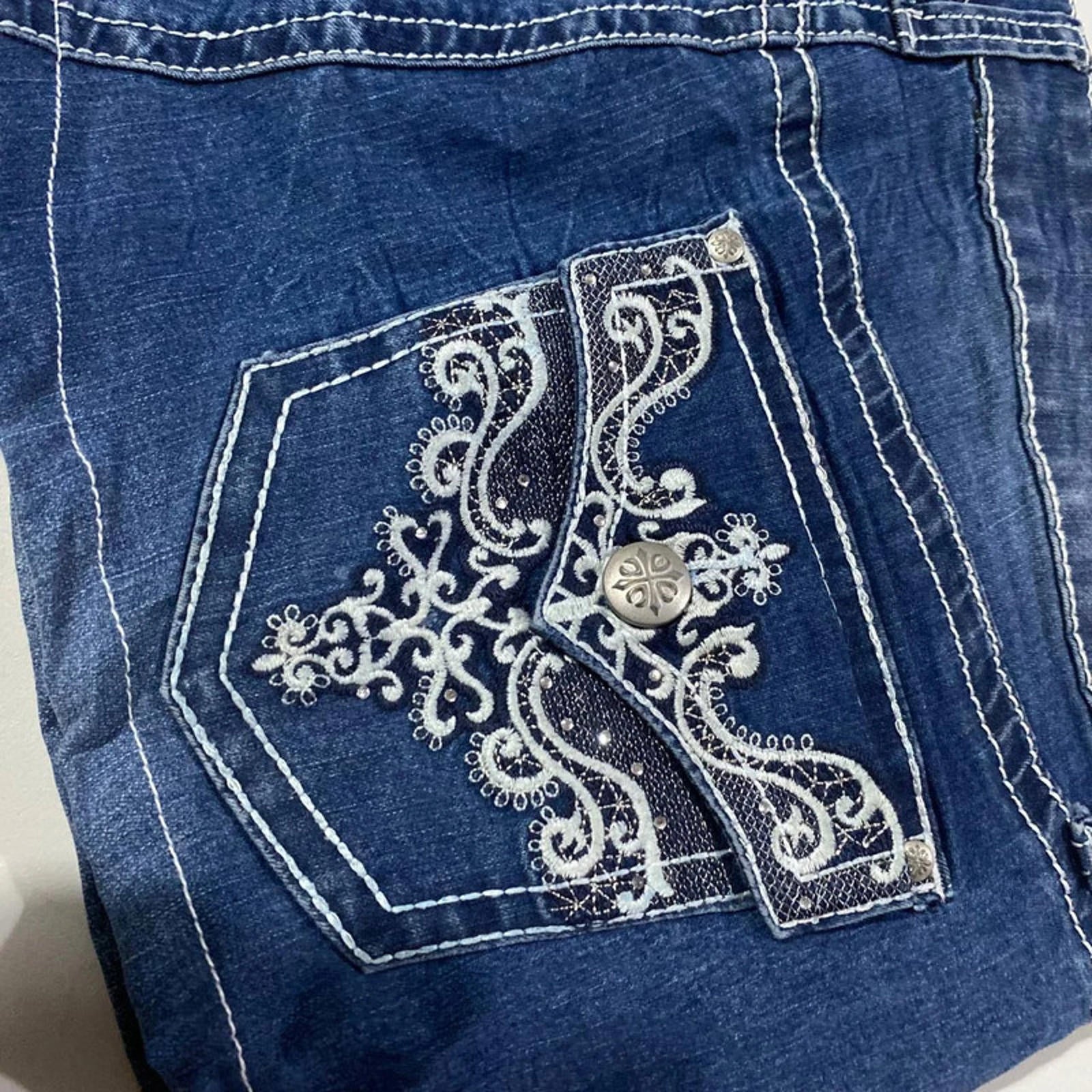 mini skirt 32 inch waist estimate size 14 - vintage y2k mcbling 2000s