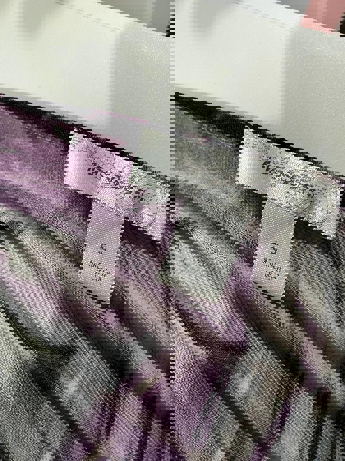 vintage purple and black tshirt y2k 2000s funky size small