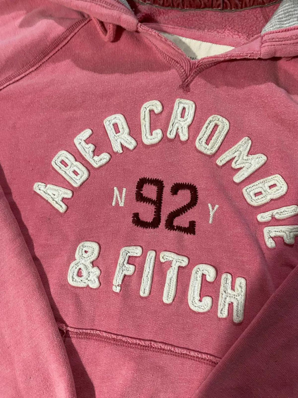 pink abercrombie and fitch hoodie vintage 2000s y2k