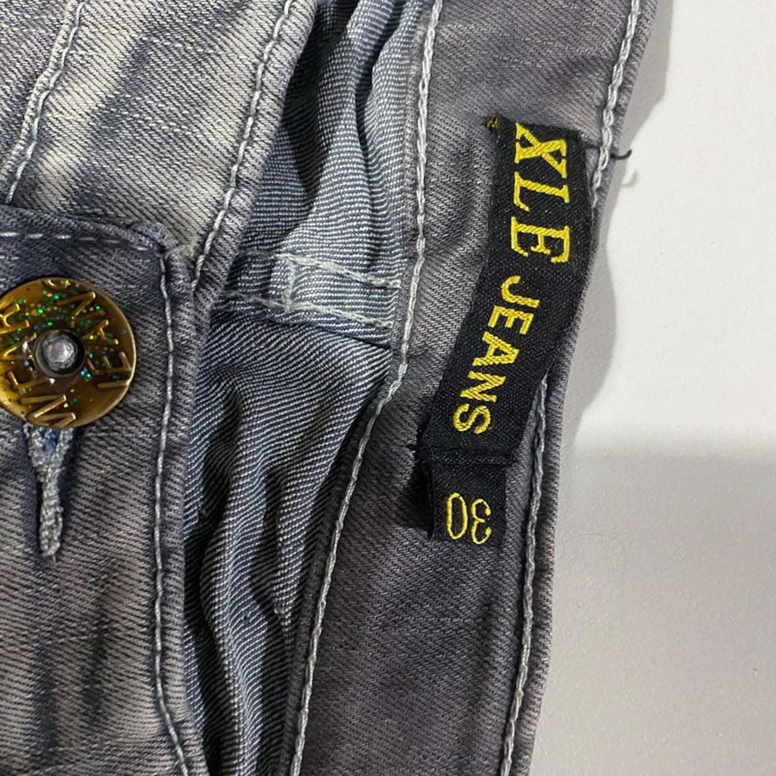 vintage denim shorts embellished disney inspired - size 10 - waist 28 - y2k 2000s mcbling