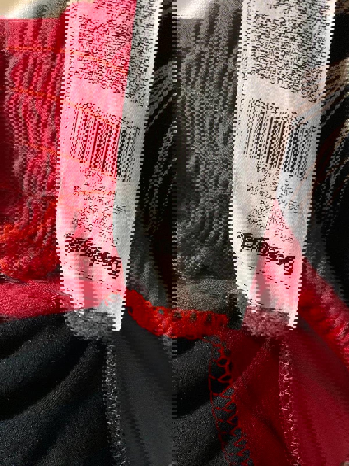 desigual top size small black and red y2k 2000s