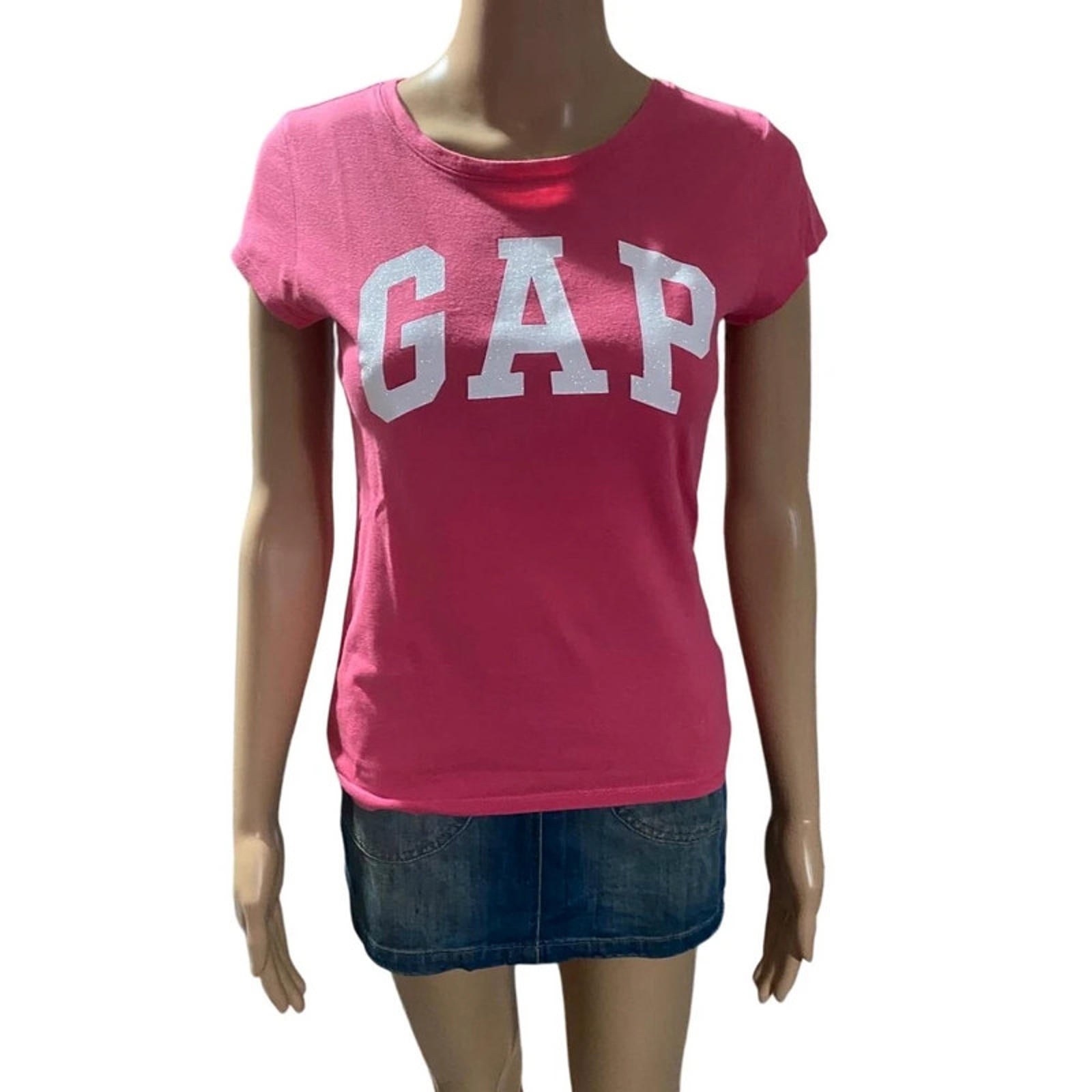gap pink and white tshirt estimate adult xs - y2k 2000s mcbling