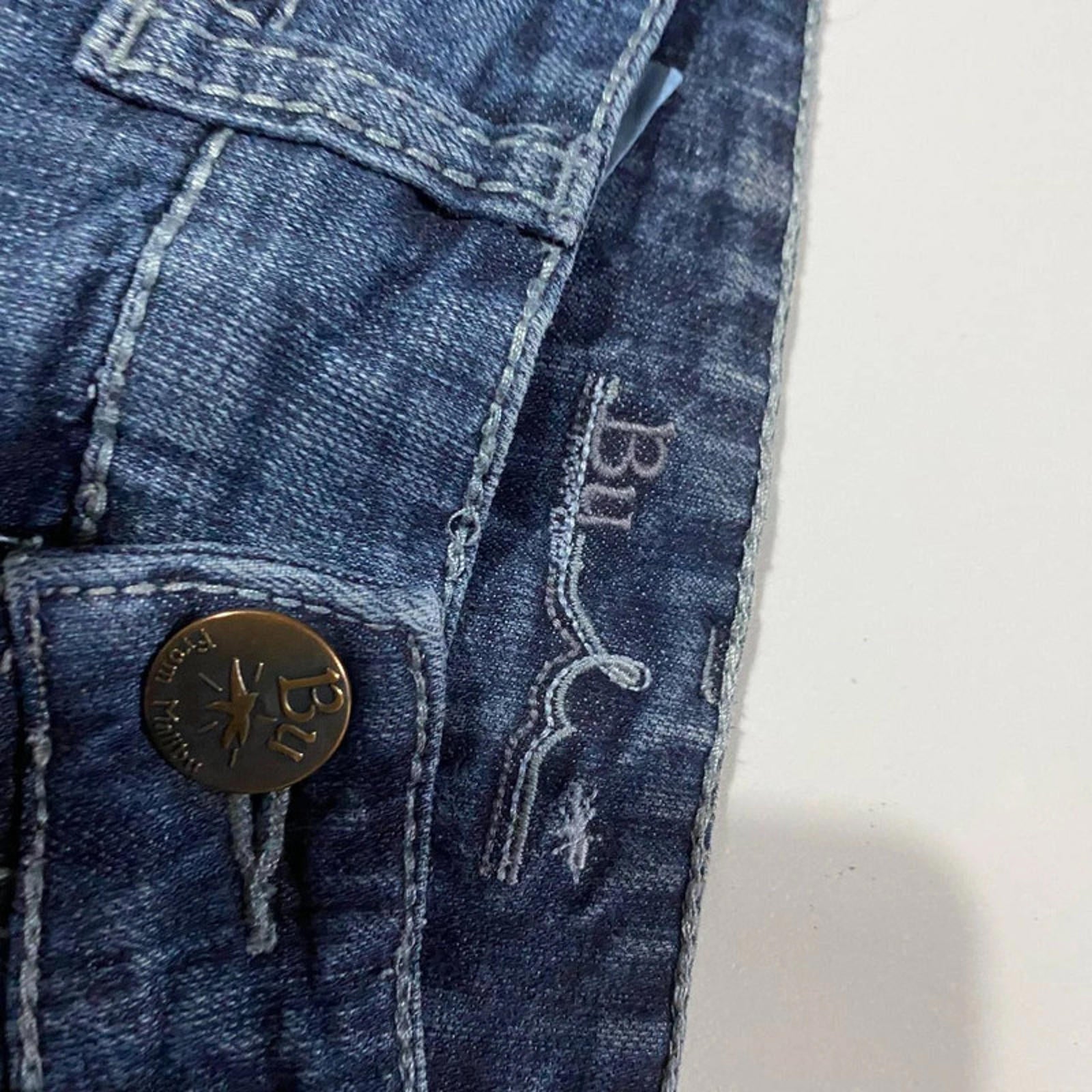 vintage denim shorts embellished - size 10 - waist 28 - y2k 2000s mcbling