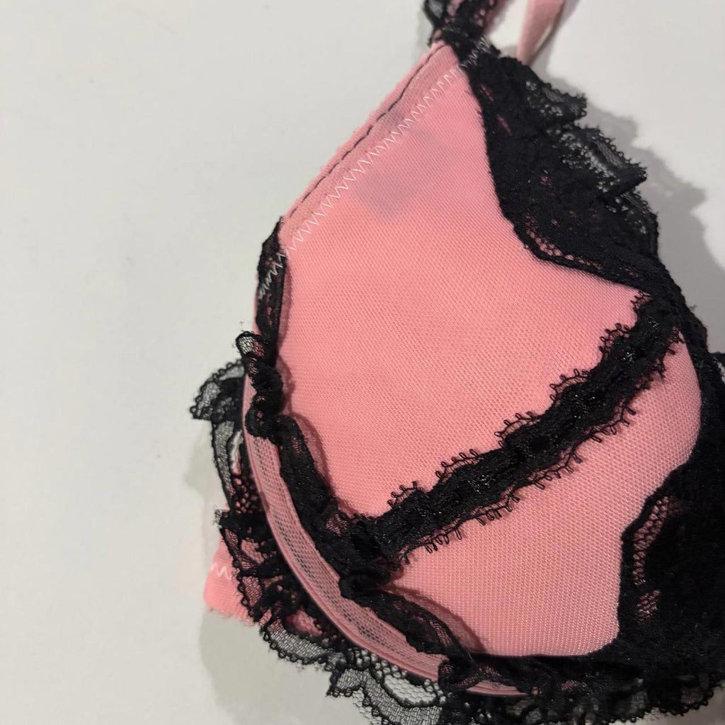 pink lace vintage y2k 2000s bra size