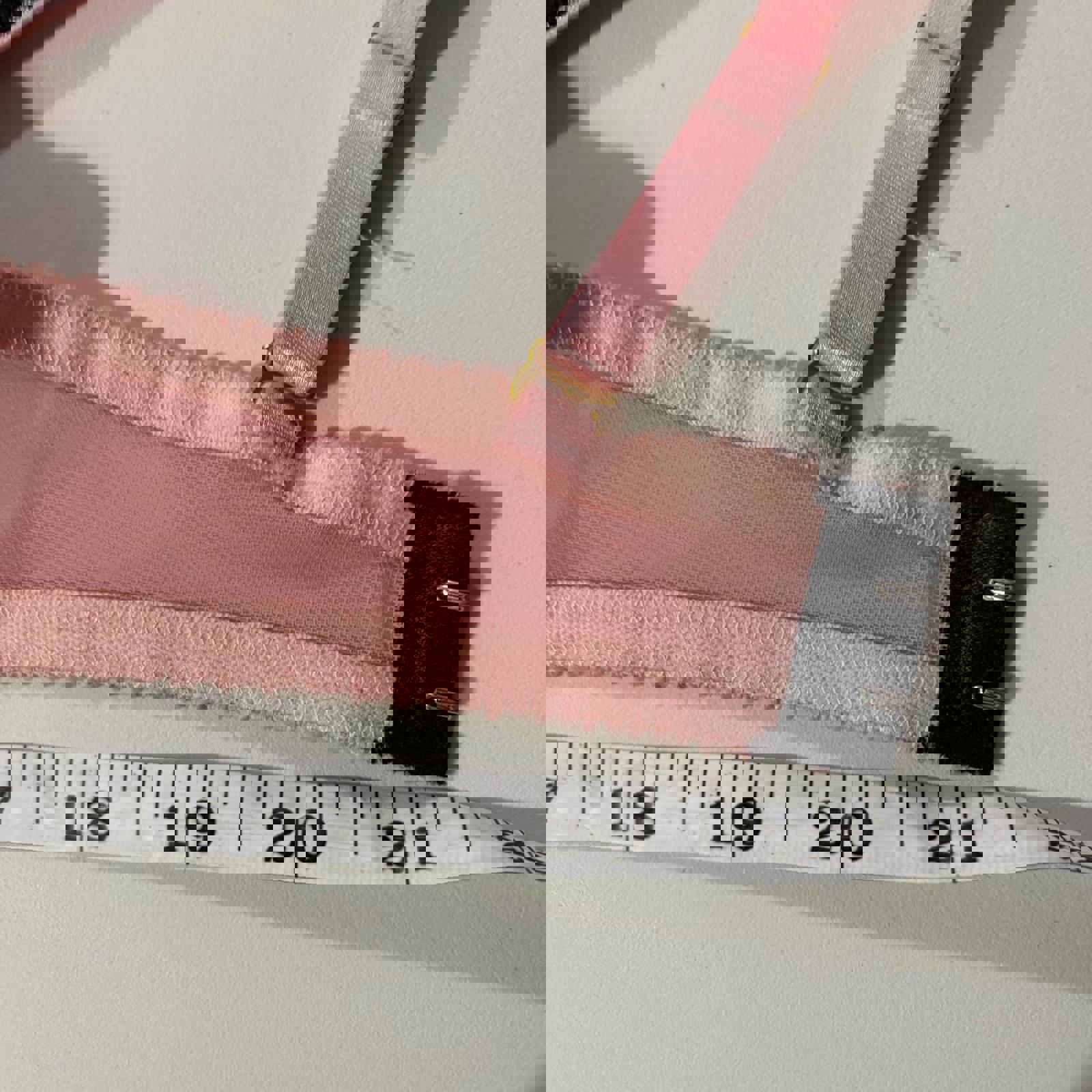 pink lace vintage y2k 2000s bra size