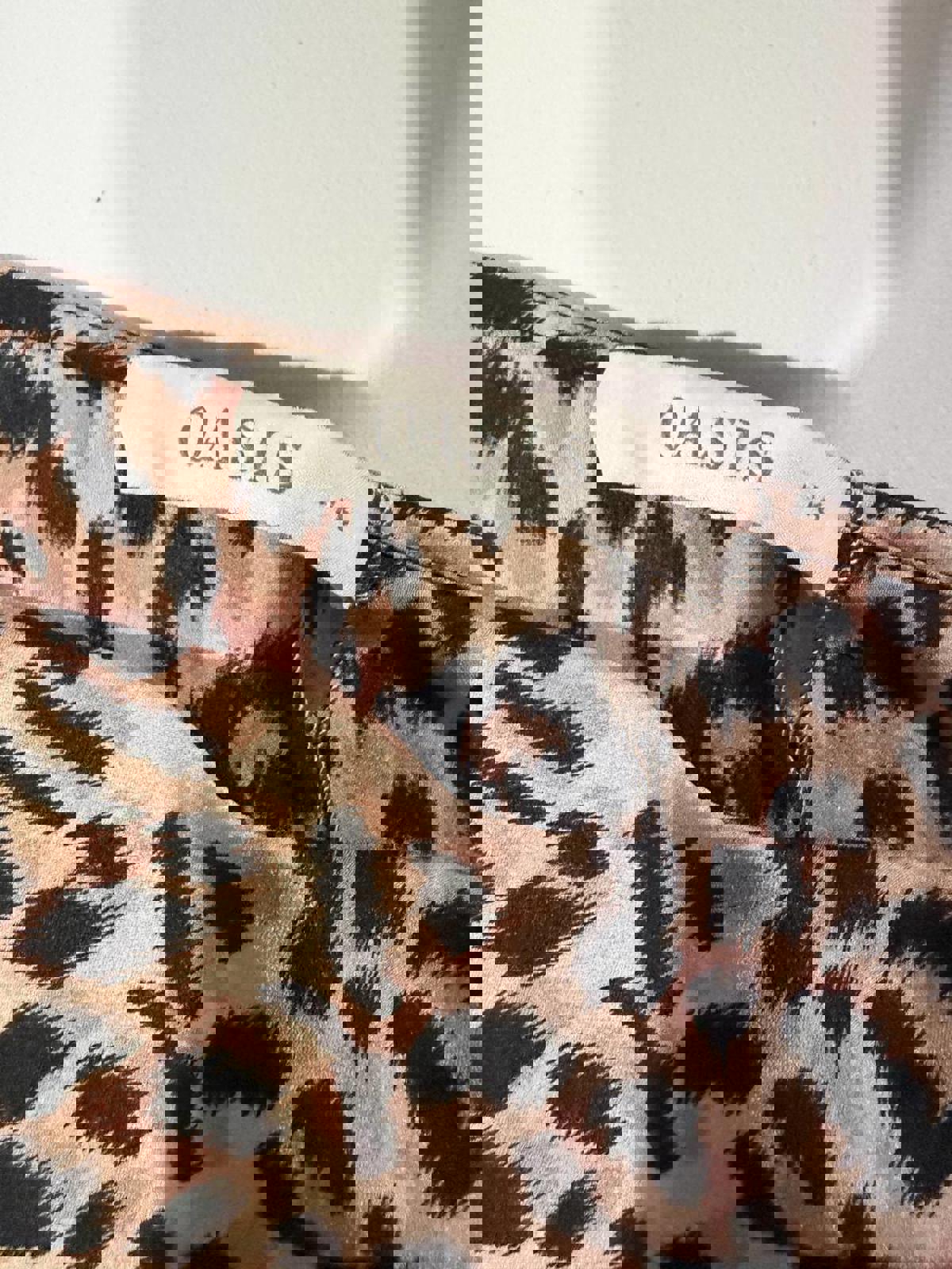 oasis leopard print size 16 y2k top